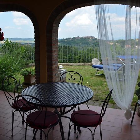 Ferienwohnung Casa Magnolia Terricciola Exterior foto