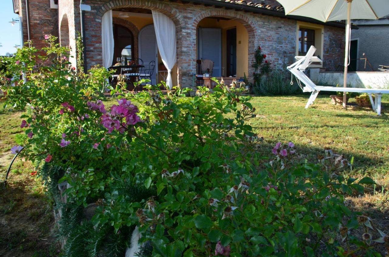 Ferienwohnung Casa Magnolia Terricciola Exterior foto
