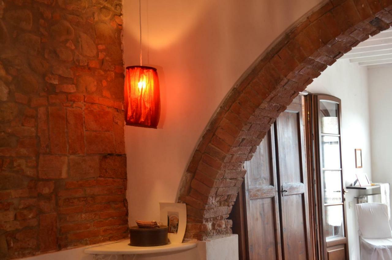 Ferienwohnung Casa Magnolia Terricciola Exterior foto